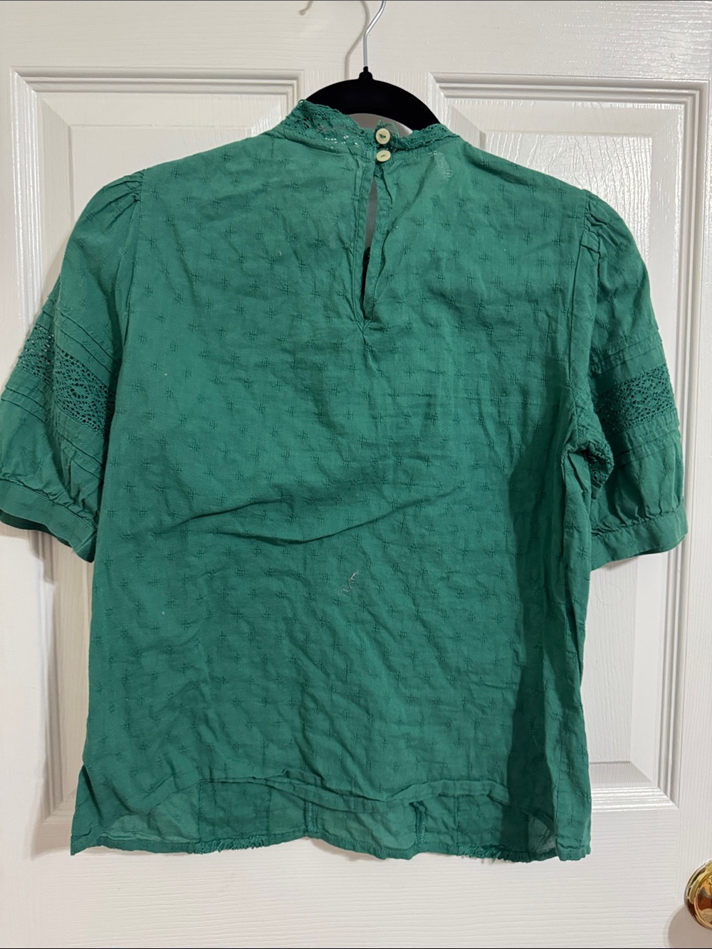 Universal Thread Green Lace Panel Puff Sleeve Blouse - Picture 3 of 3